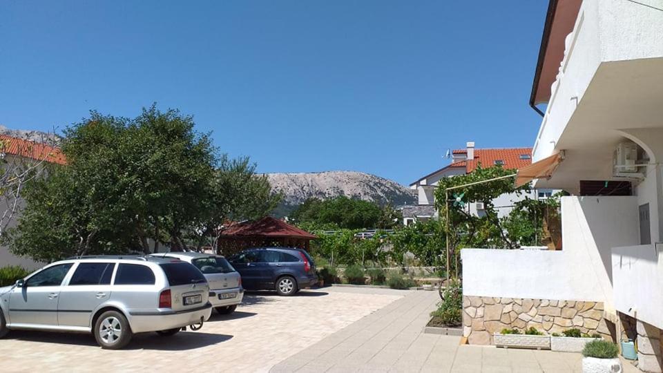 Mirjana F Apartaments Baška Esterno foto