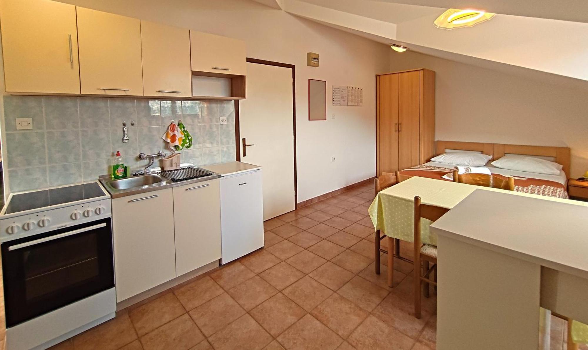Mirjana F Apartaments Baška Esterno foto